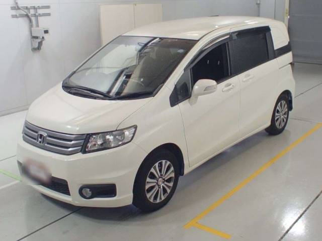 10319 HONDA FREED SPIKE GB3 2012 г. (CAA Chubu)